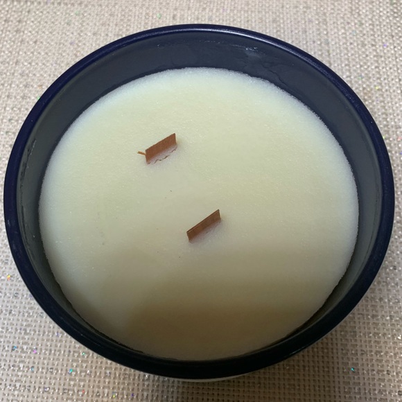 🆕 Red Leaf Home Island Reef Candle - Picture 4 of 9